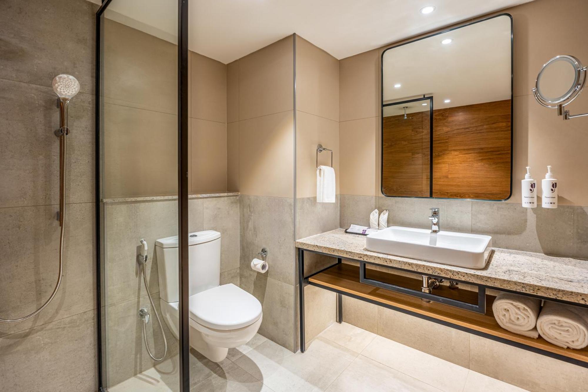 Park Inn & Suites By Radisson Thrissur East Fort Luaran gambar